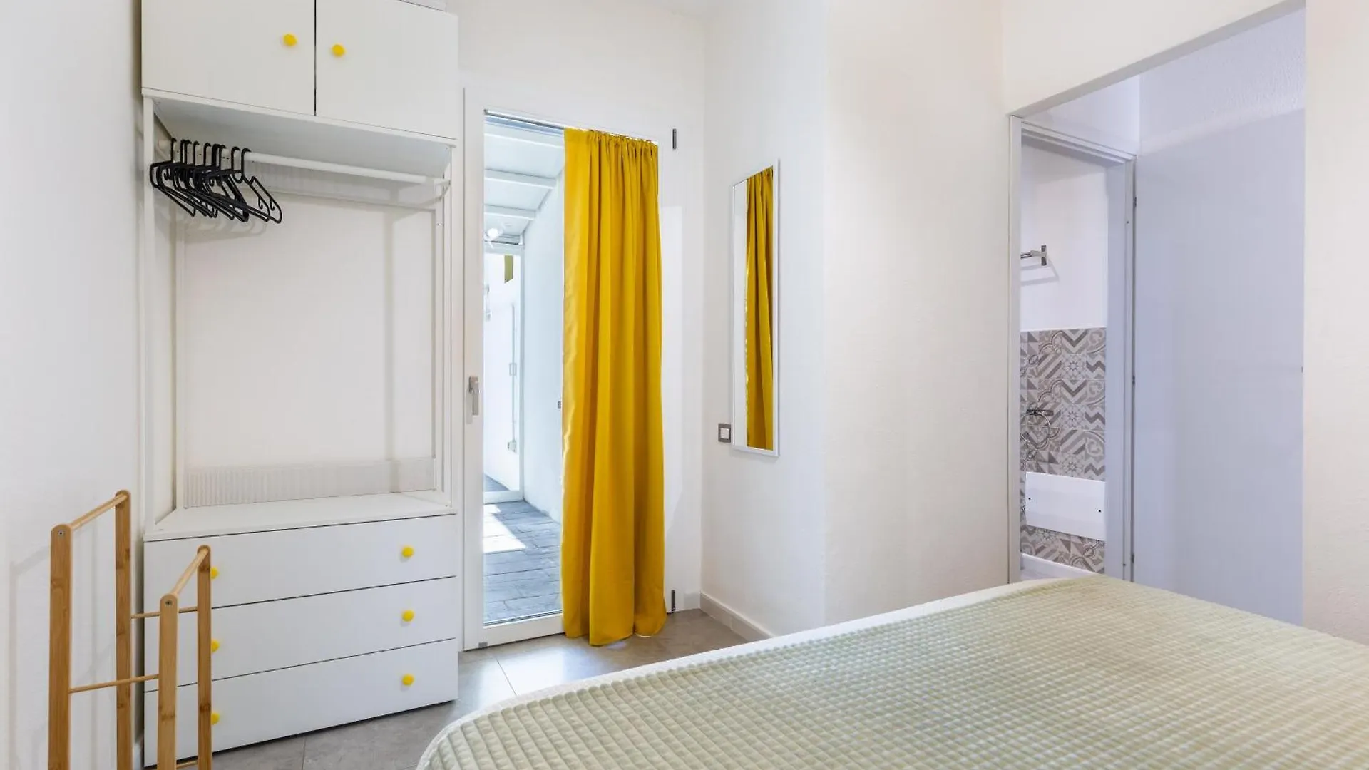 Ferienhaus Almar Holiday House Quartu SantʼElena Italien